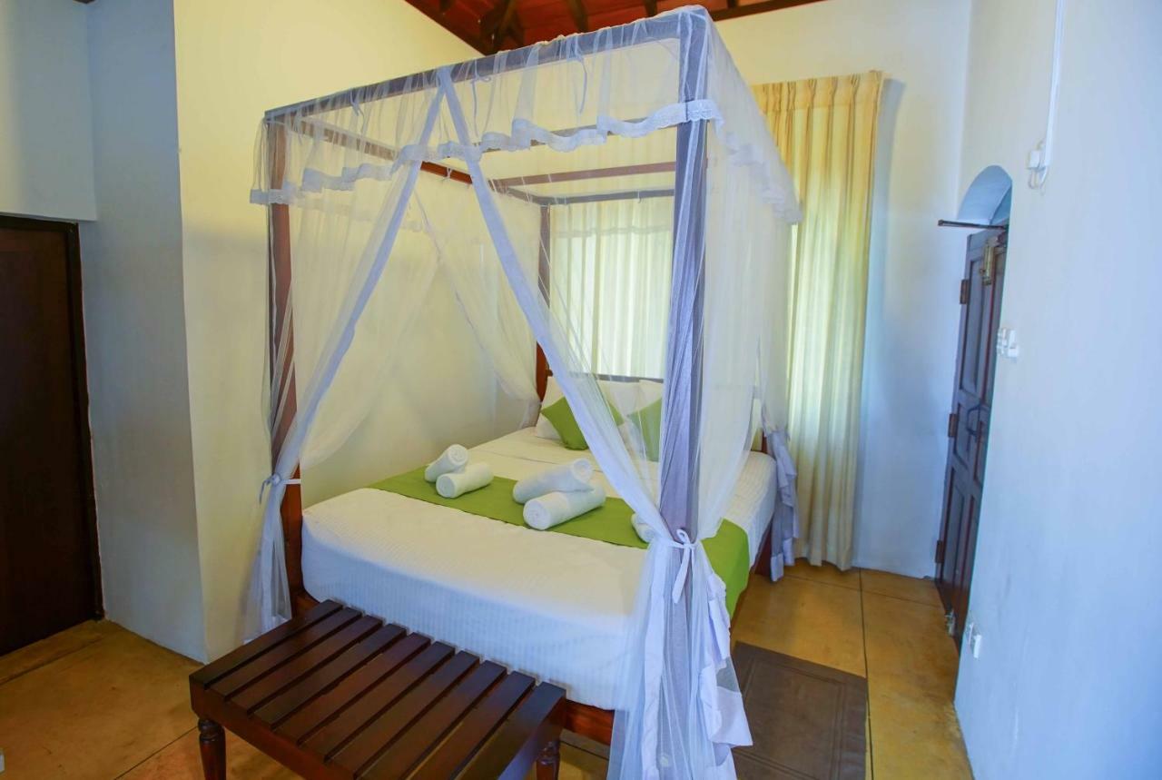 Kapugedara297 Bed and Breakfast Galle Eksteriør billede